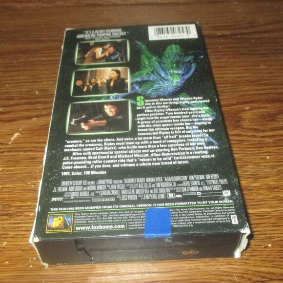 Alien : Resurrection (VHS, 1997) Sigourney Weaver Winona Ryder - Picture 2 of 6